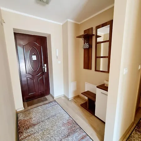 Cozy Open Space Near Old Center Of With Private Parking Space Apartament