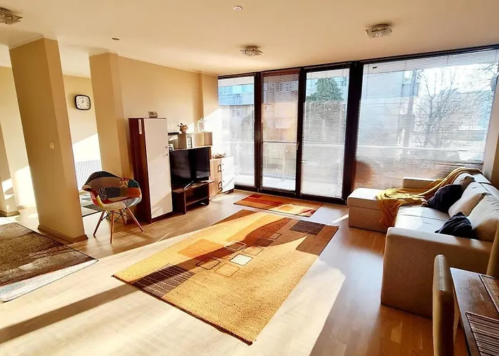 Cozy Open Space Near Old Center Of With Private Parking Space * Timisoara