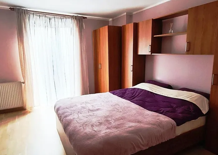 Cozy Open Space Near Old Center Of With Private Parking Space * Timisoara